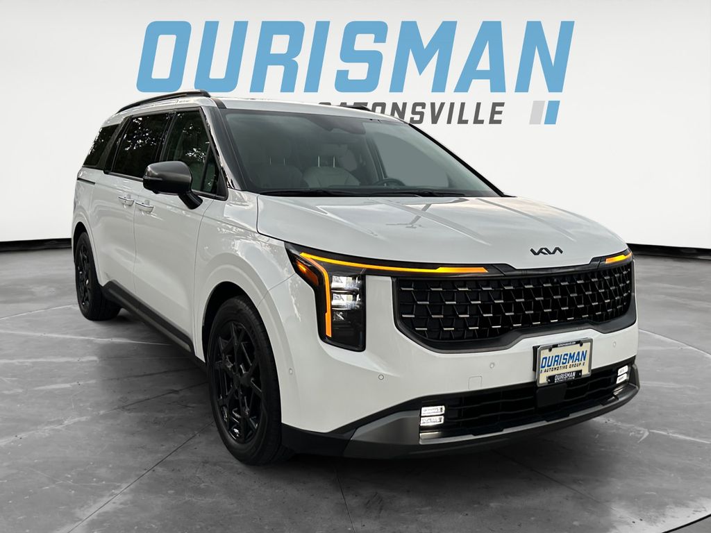 2026 Kia Sedona SX's photo