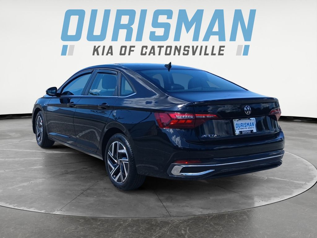 2022 Volkswagen Jetta 1.5T SEL photo 4