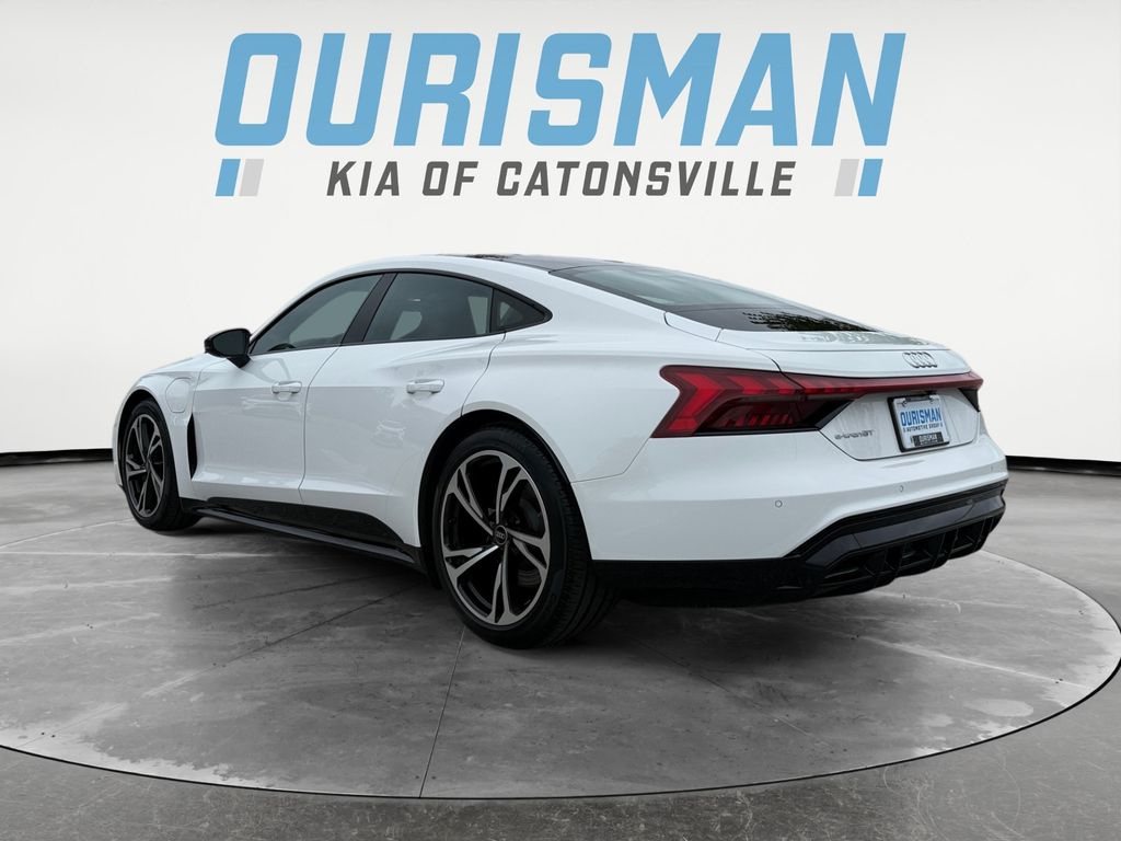 2022 Audi e-tron GT Premium Plus photo 4