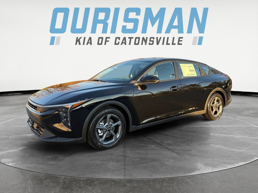 2025 Kia K4 LXS photo 2