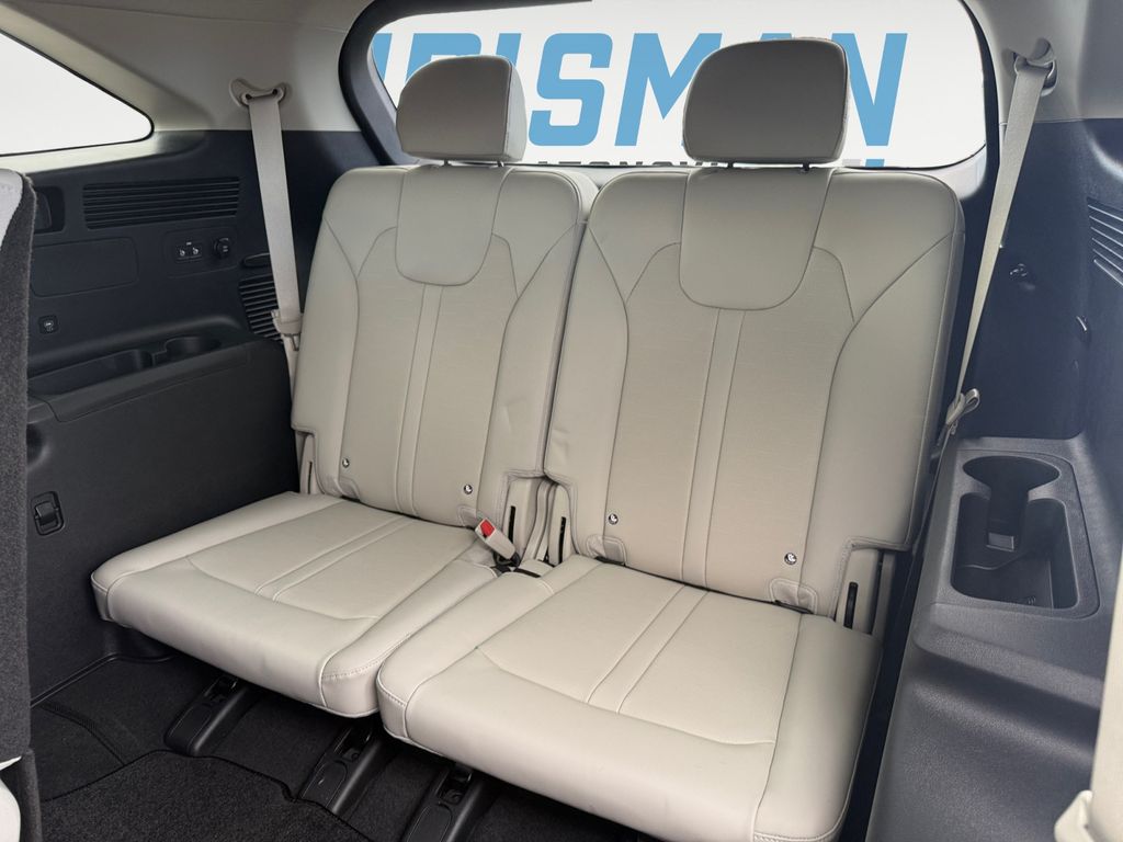 2026 Kia Sorento EX - Photo 16