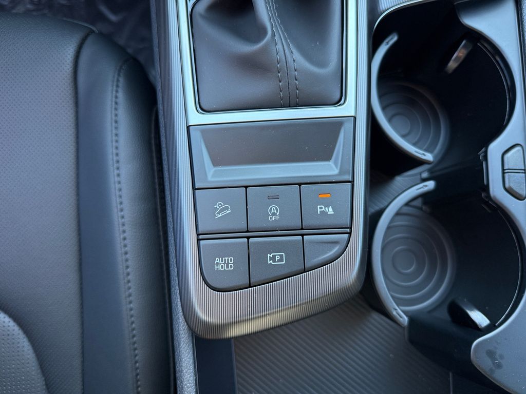 2026 Kia Sportage EX - Photo 19