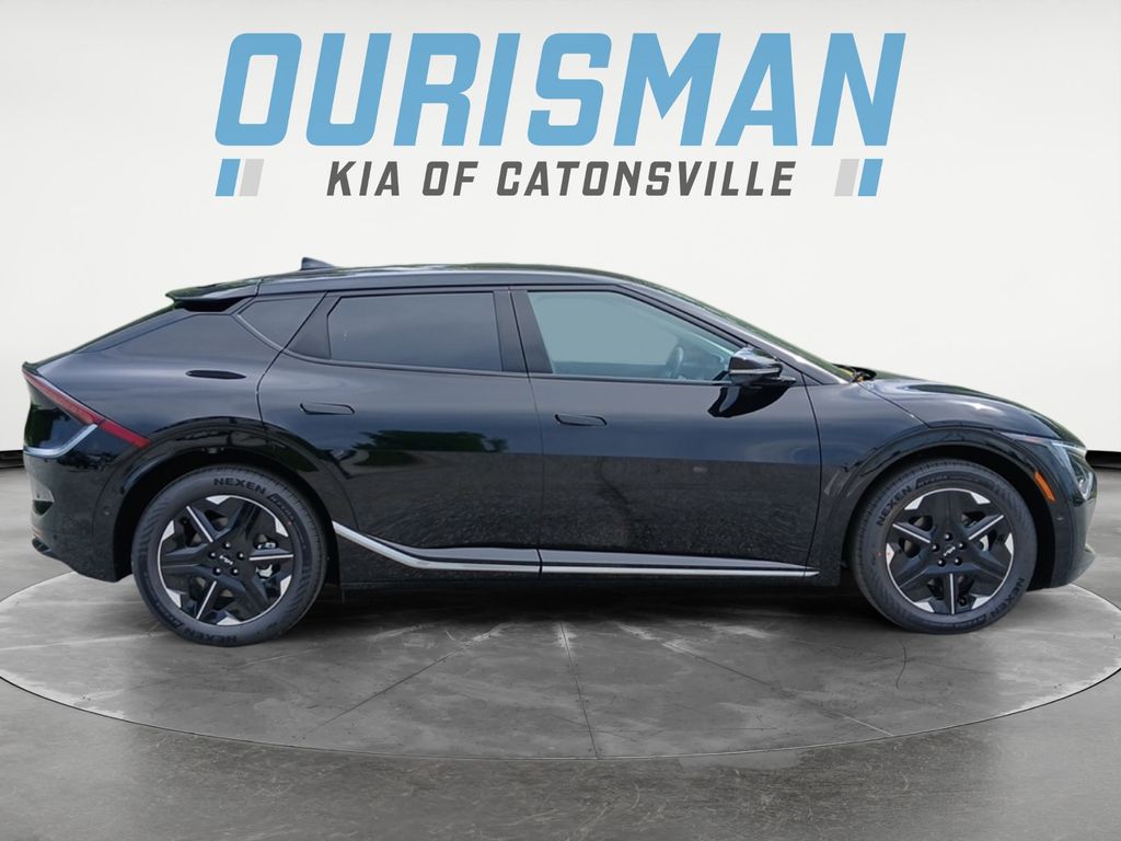 2025 Kia EV6 Wind - Photo 7