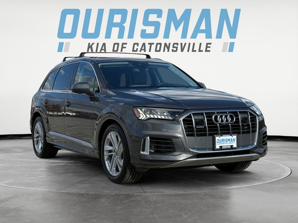 2022 Audi Q7 Prestige's photo