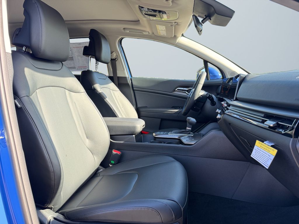 2026 Kia Sportage EX - Photo 15