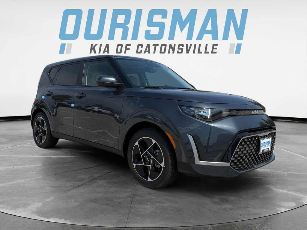 2025 Kia Soul EX's photo