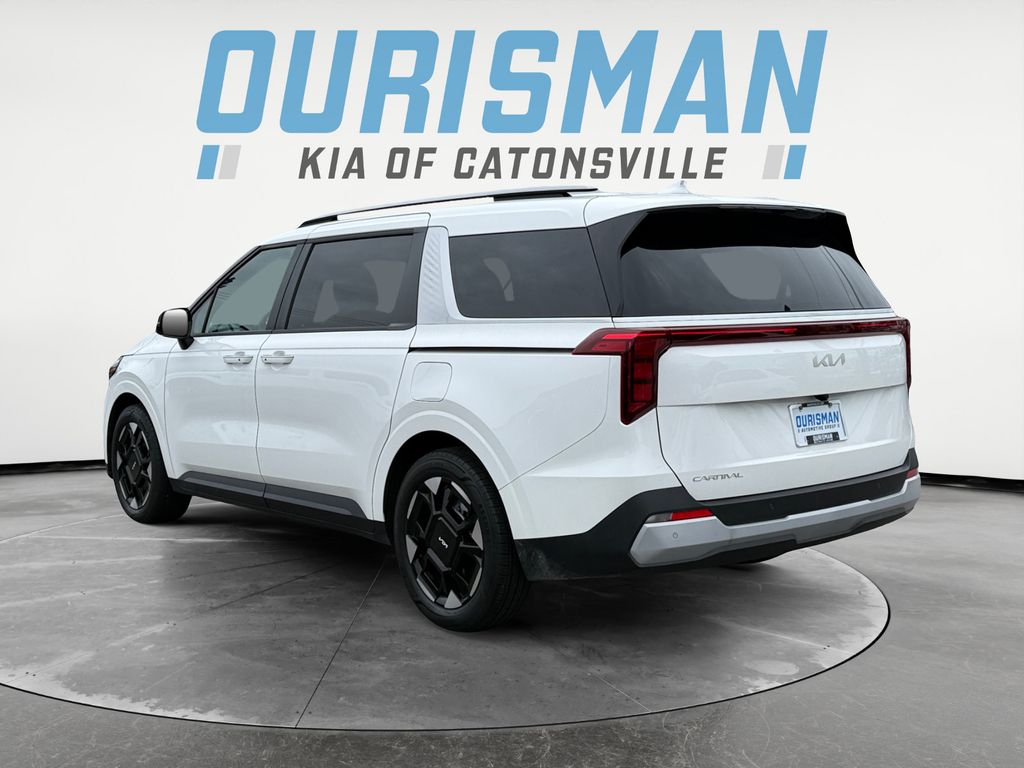 2025 Kia Carnival EX photo 2