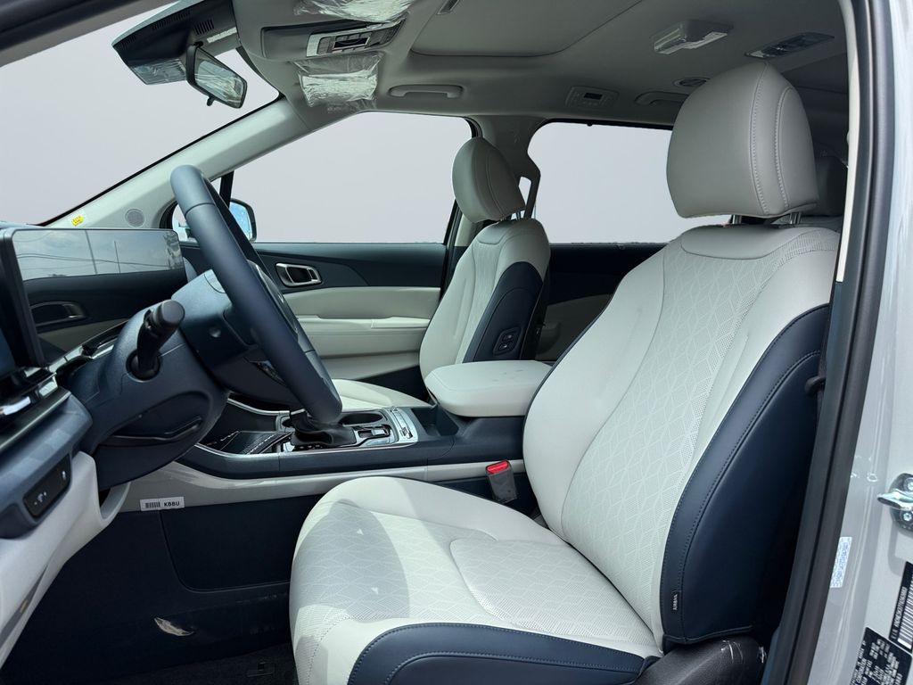 2026 Kia Carnival SX - Photo 9