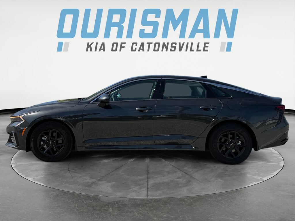 2025 Kia K5 LXS photo 2