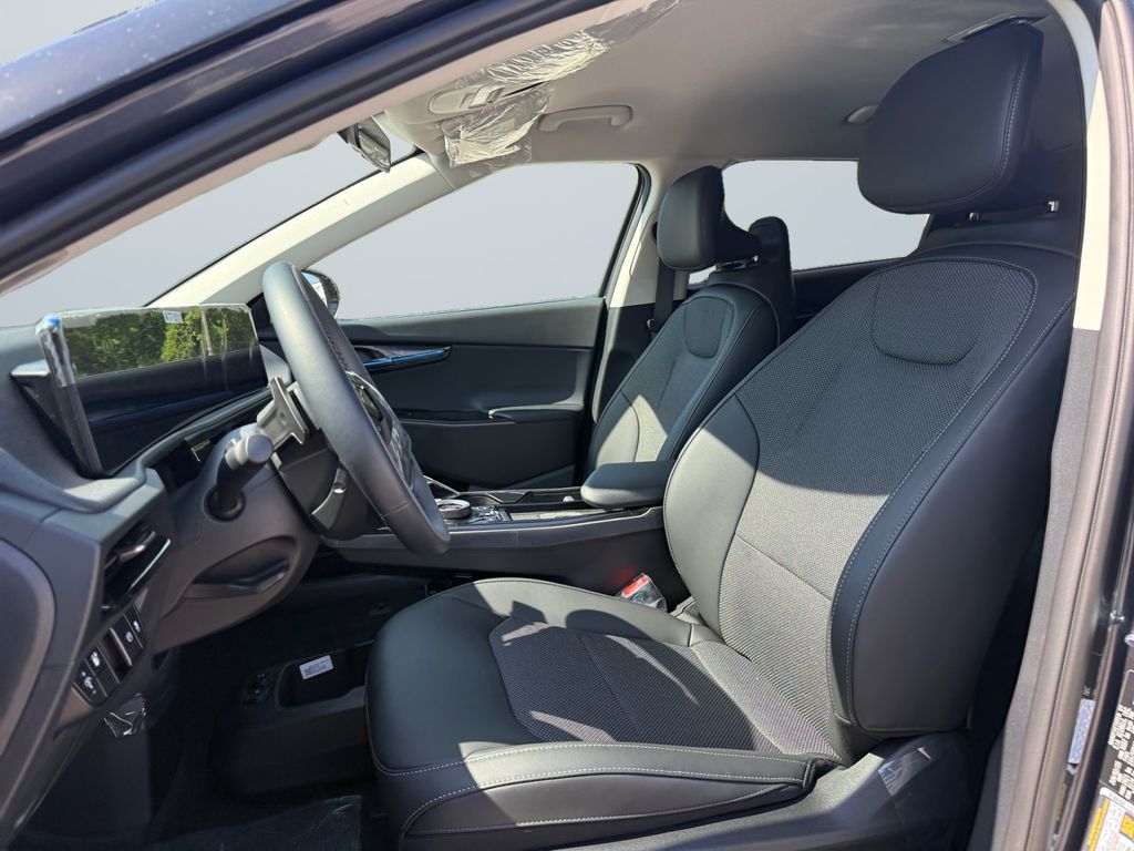 2025 Kia EV6 Light L/R - Photo 9