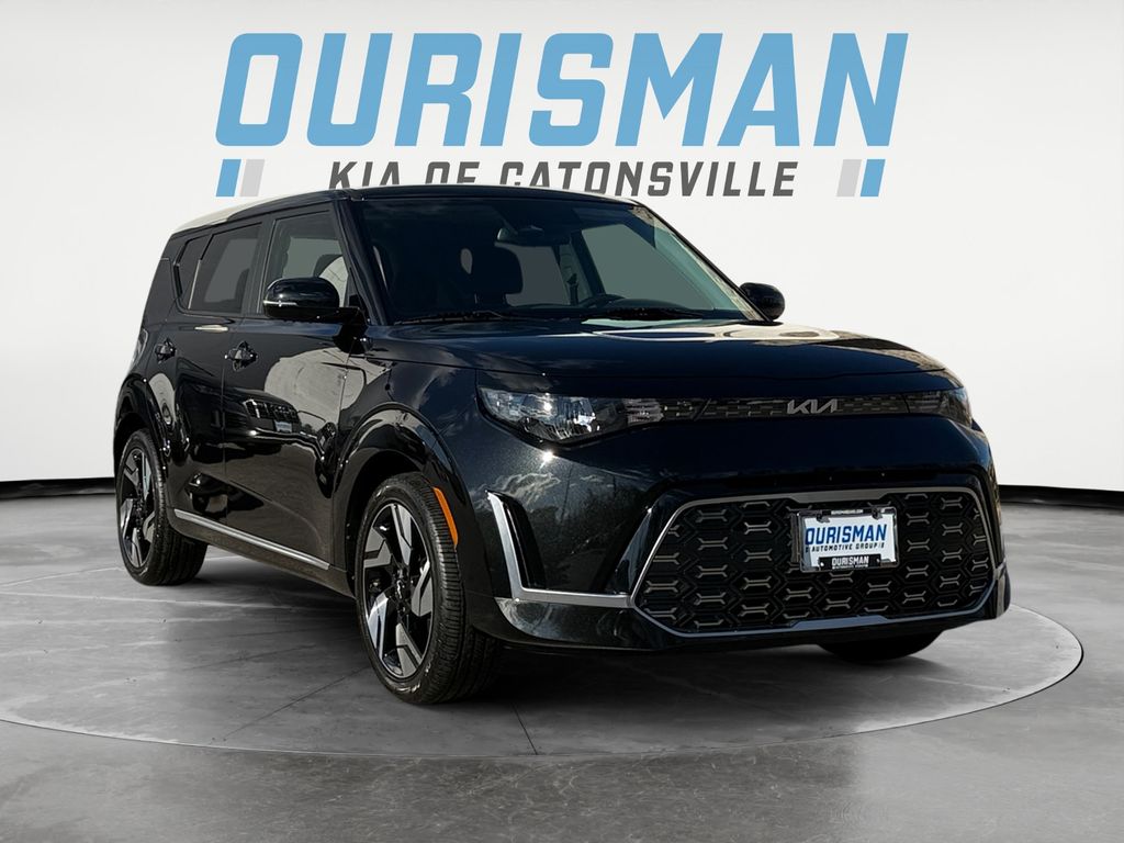 2025 Kia Soul GT-Line's photo