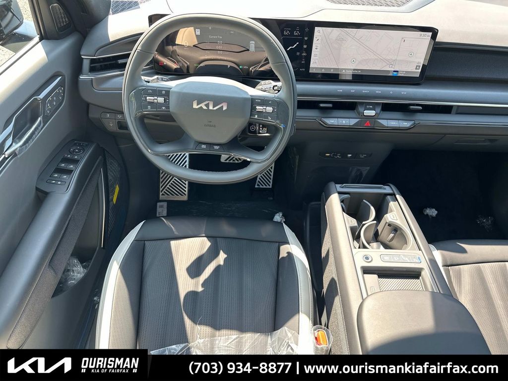 2026 Kia EV9 GT-Line photo 2