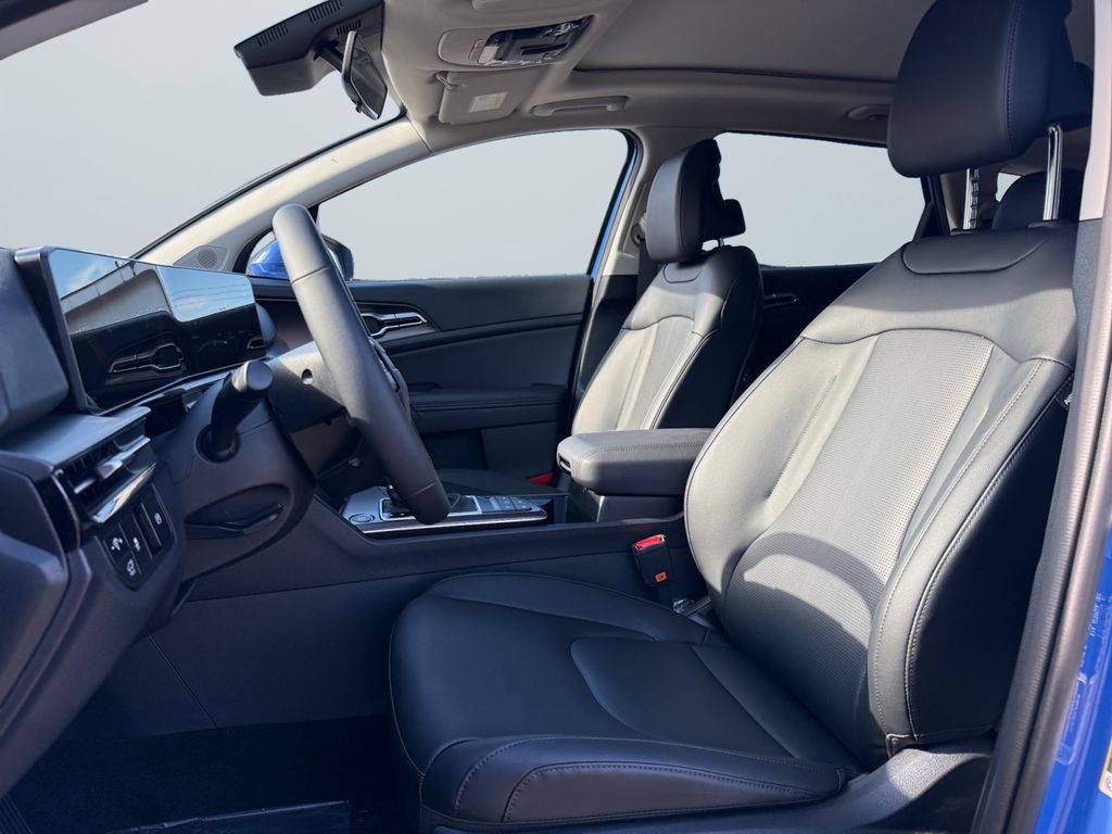 2026 Kia Sportage EX - Photo 9
