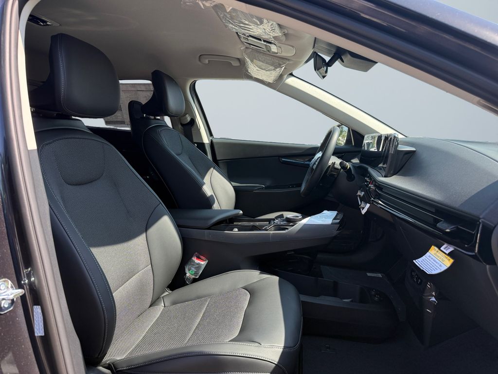 2025 Kia EV6 Light L/R - Photo 15