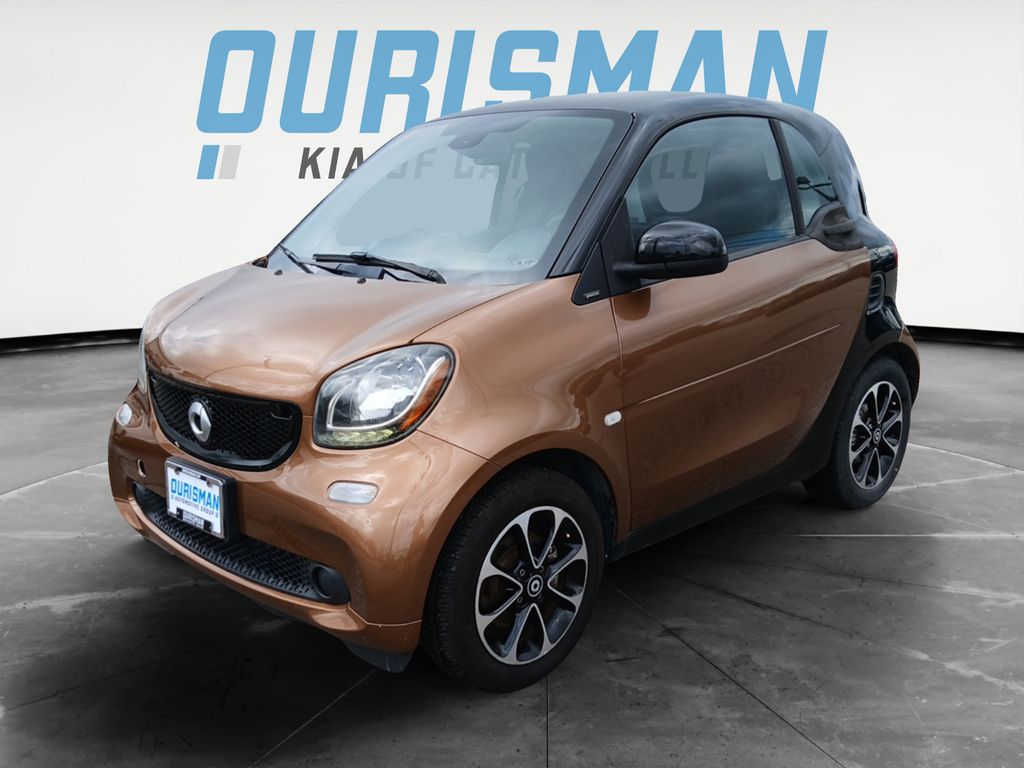 Used 2016 smart fortwo passion with VIN WMEFJ5DAXGK050931 for sale in Baltimore, MD