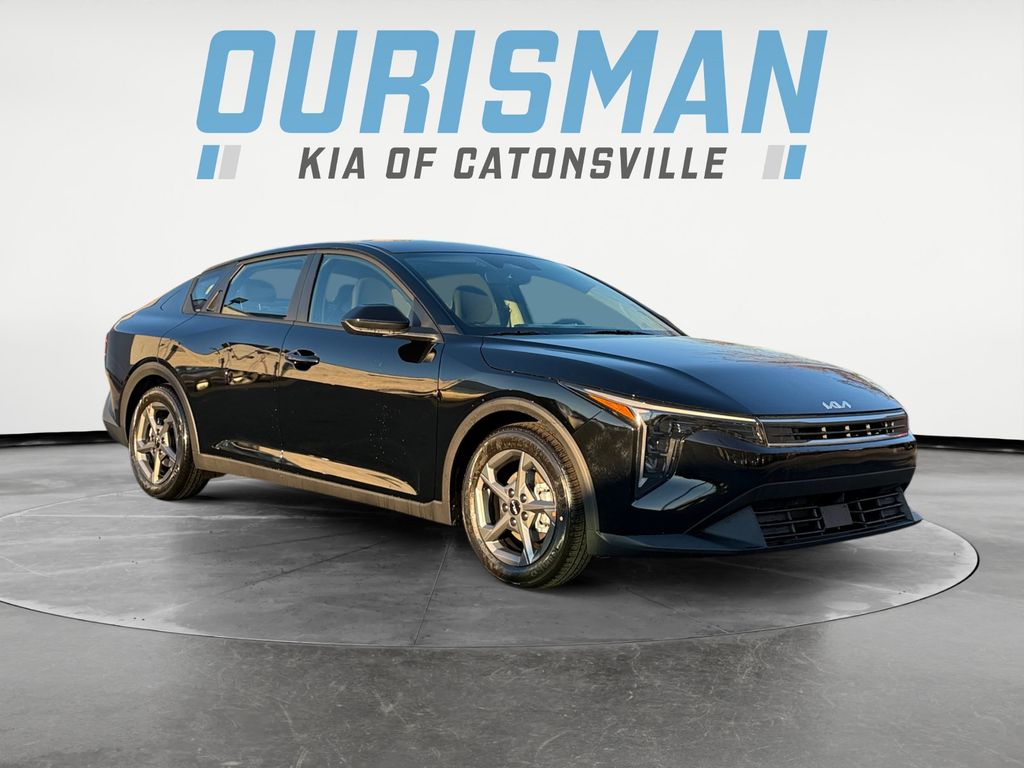 2025 Kia K4 LXS's photo