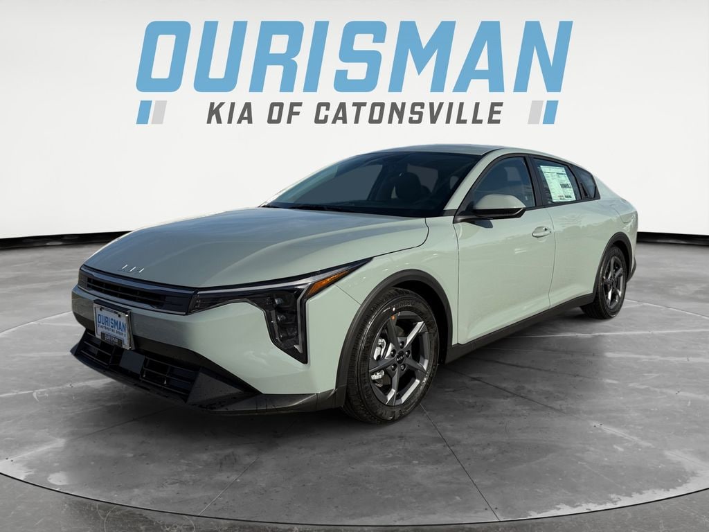 New 2025 Kia K4 LXS Sedan