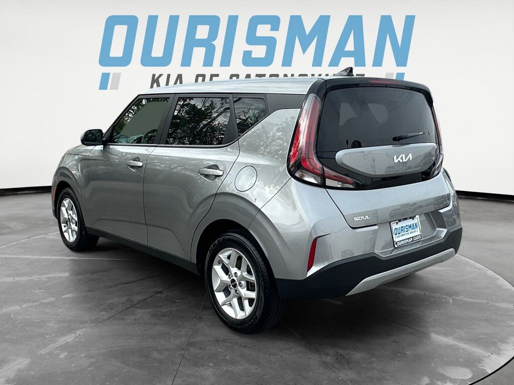 Used 2025 Kia Soul EX Hatchback