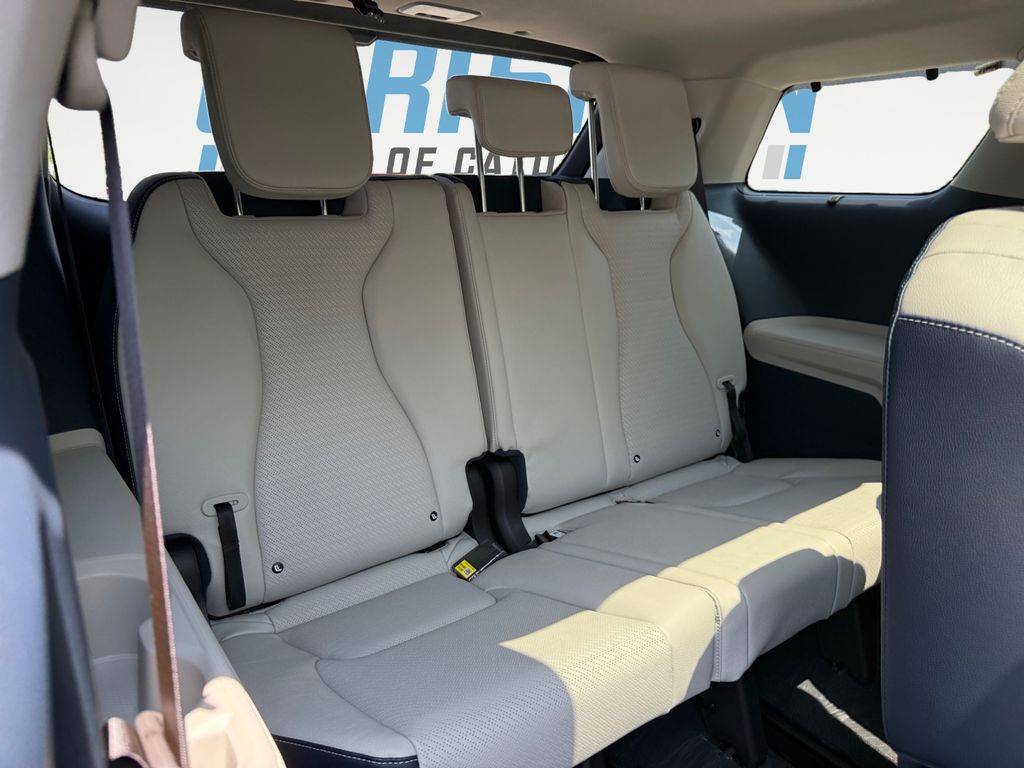 2026 Kia Carnival SX Prestige - Photo 17