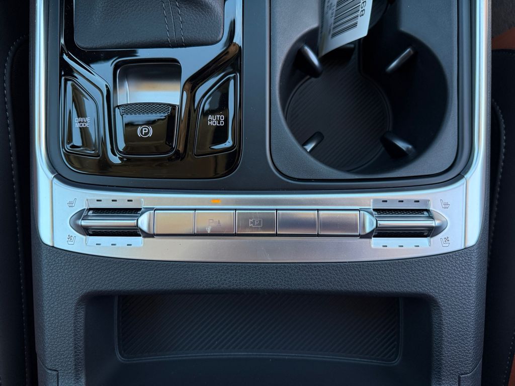 2026 Kia Carnival SX - Photo 17