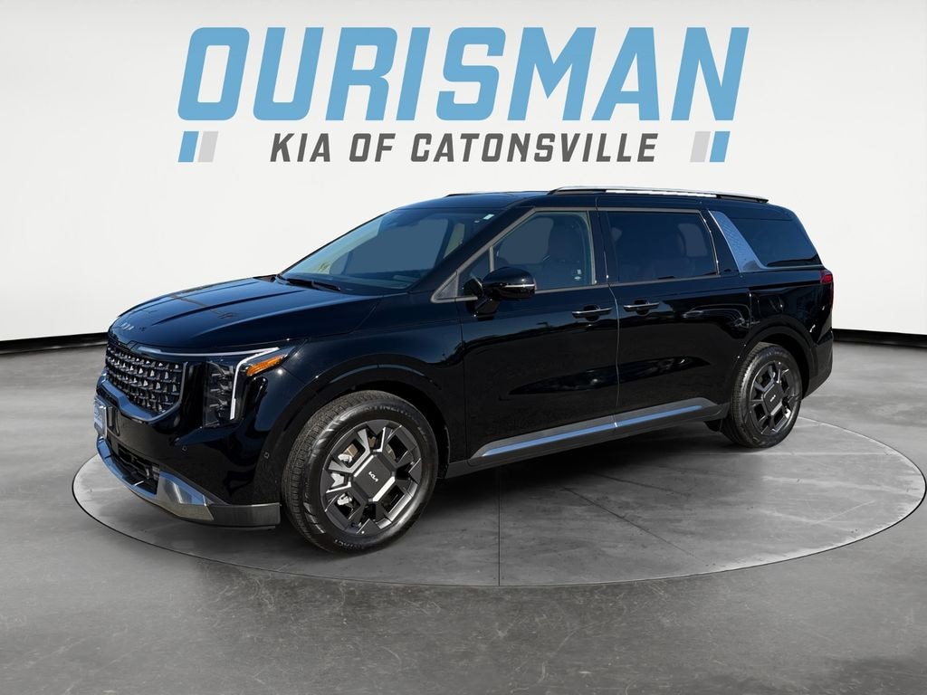 Used 2025 Kia Carnival Hybrid SX Minivan/Van