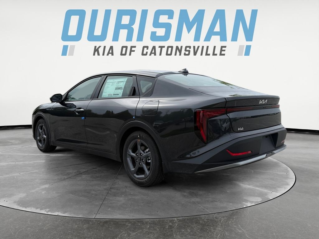 New 2025 Kia K4 LXS Sedan