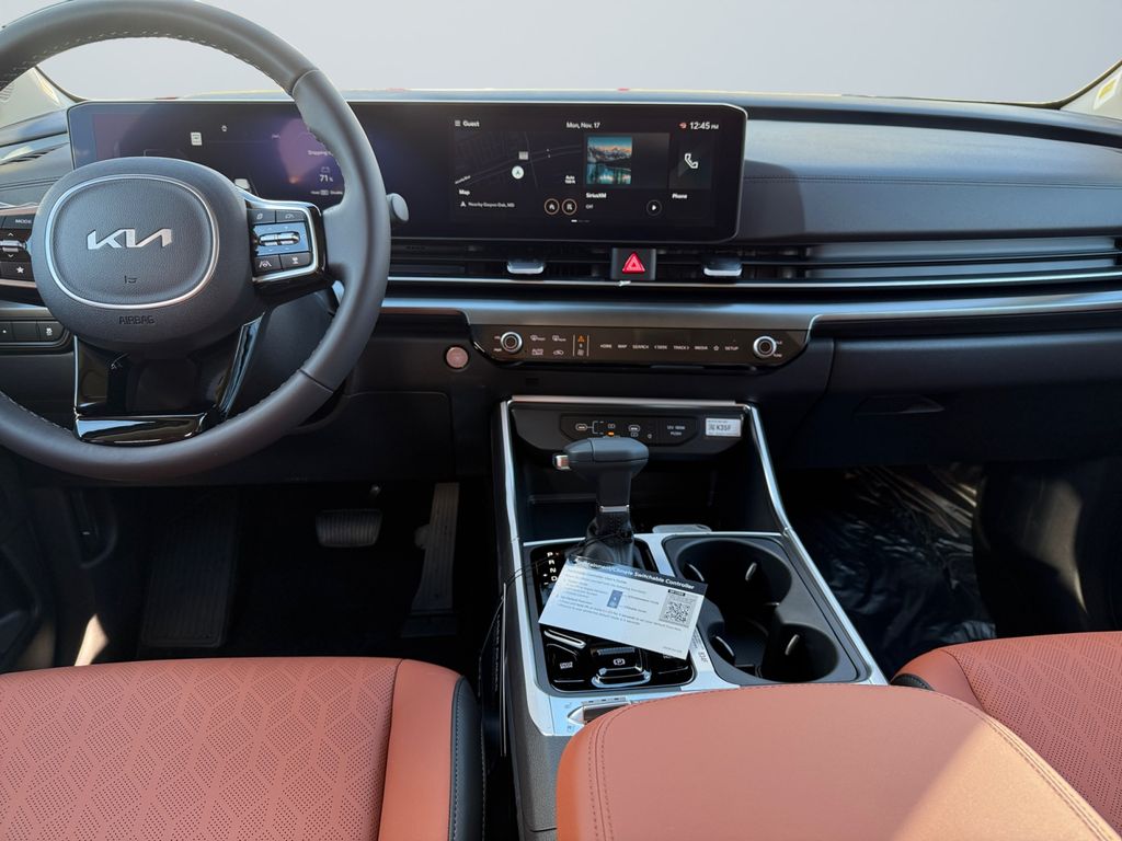 2026 Kia Carnival SX - Photo 10