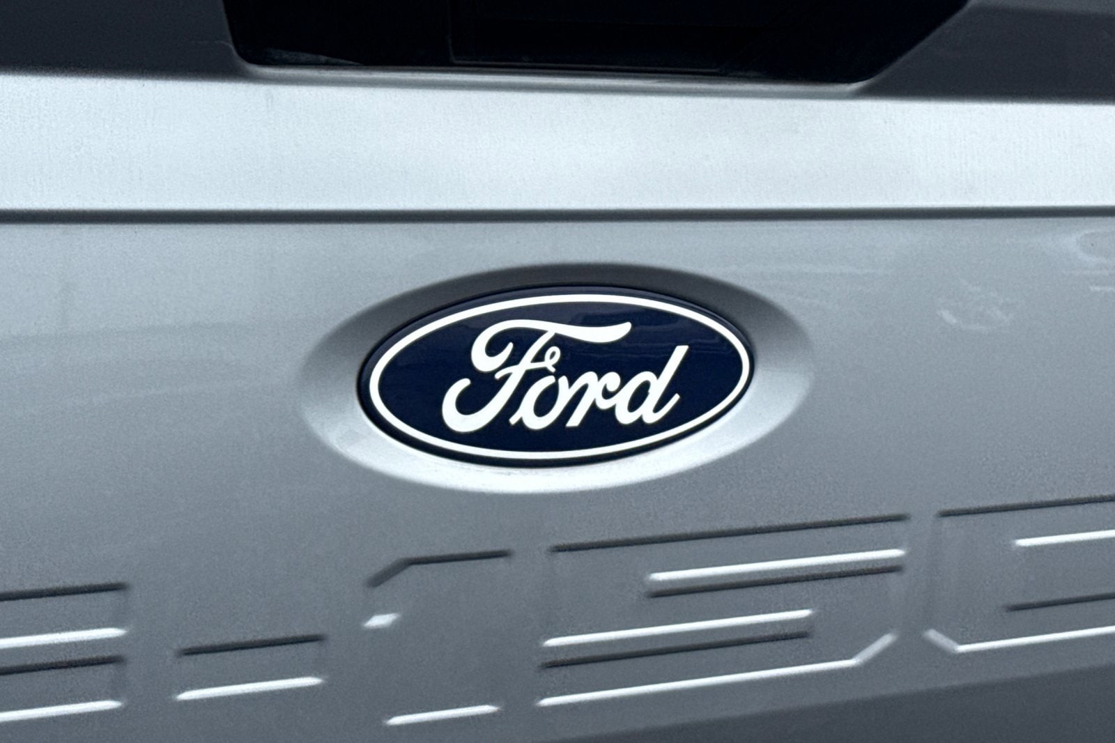 2025 Ford F-150 XLT - Photo 32