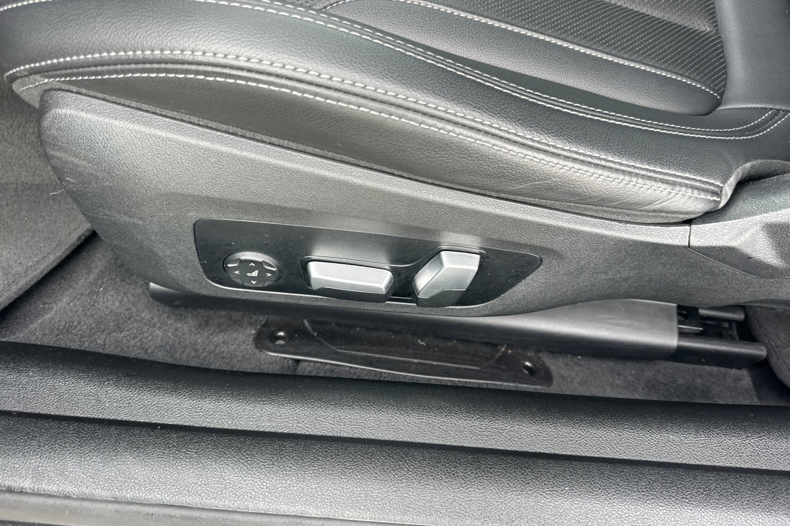 2023 BMW 4 Series M440i - Photo 12