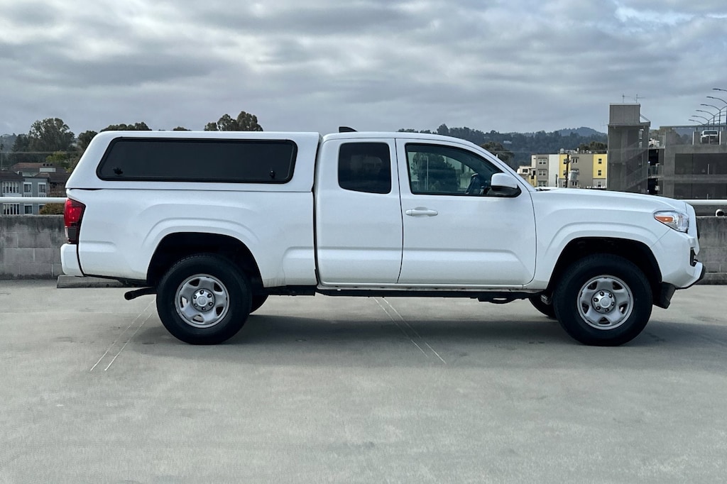 Used 2022 Toyota Tacoma SR Truck Access Cab
