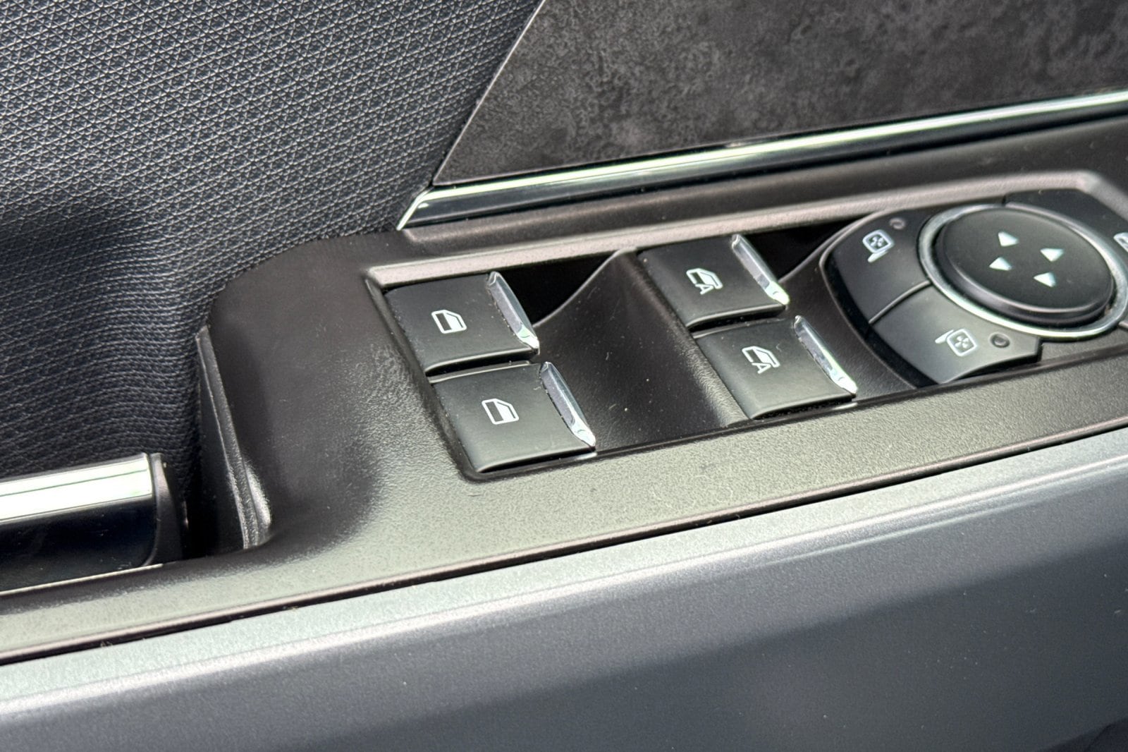 2024 Ford F-150 XLT - Photo 11