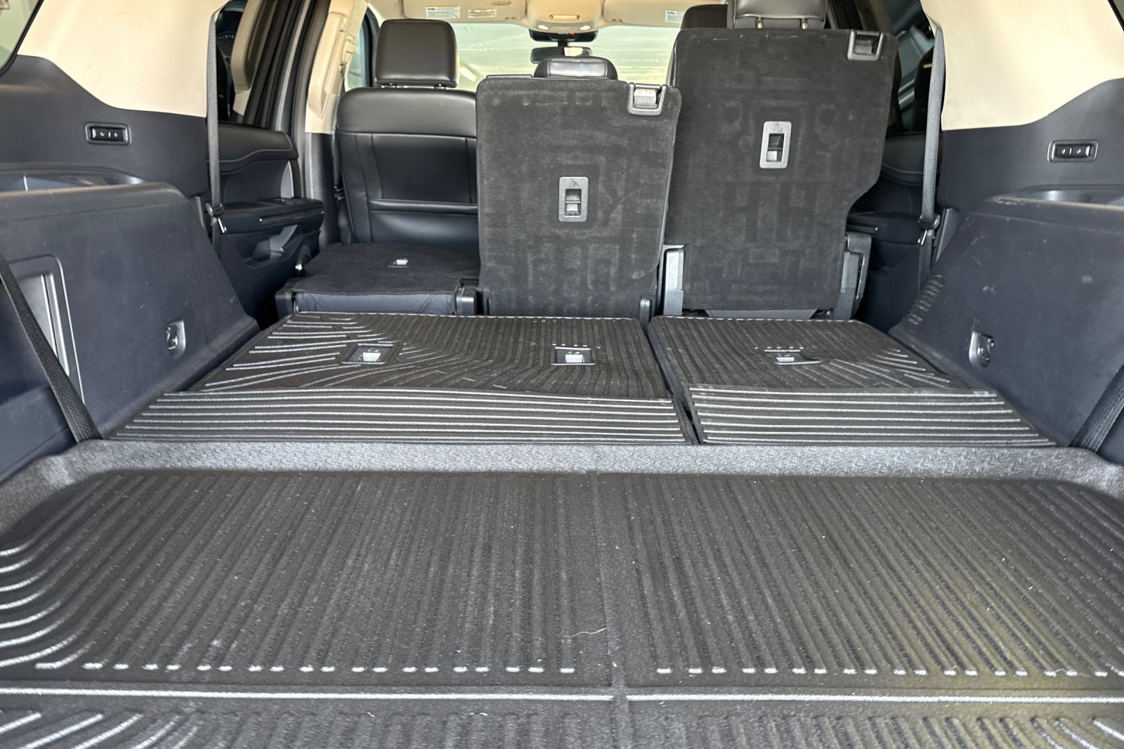 2022 Ford Expedition XLT - Photo 17