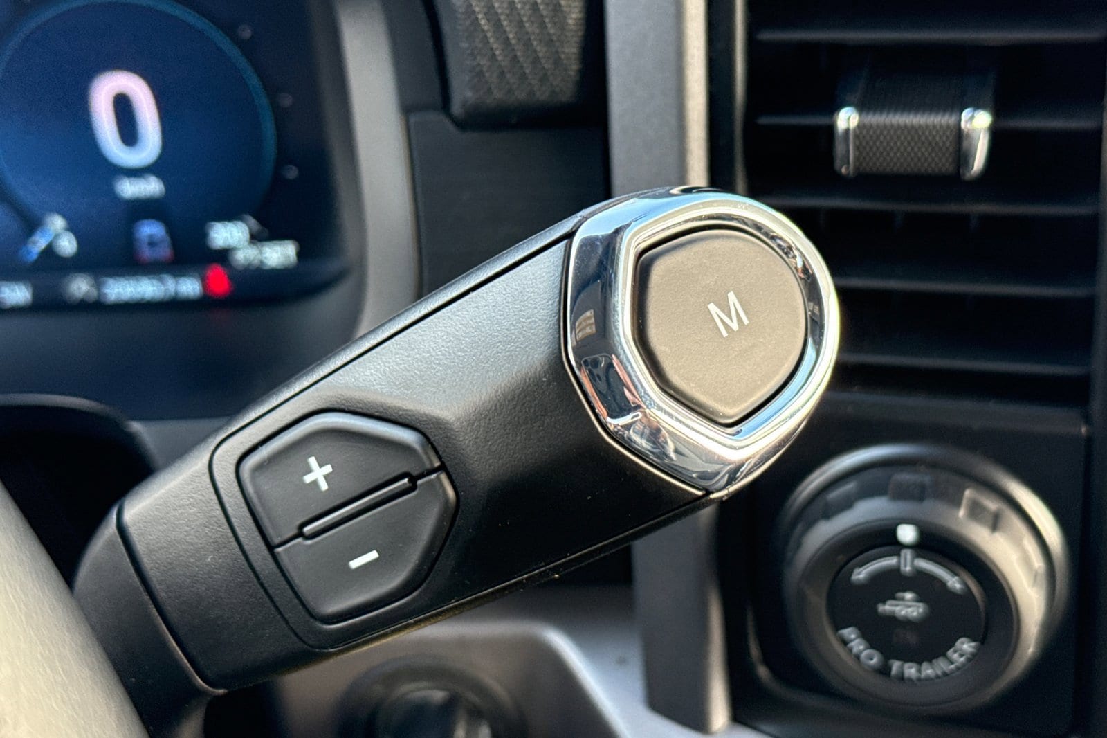 2024 Ford F-150 XLT - Photo 27