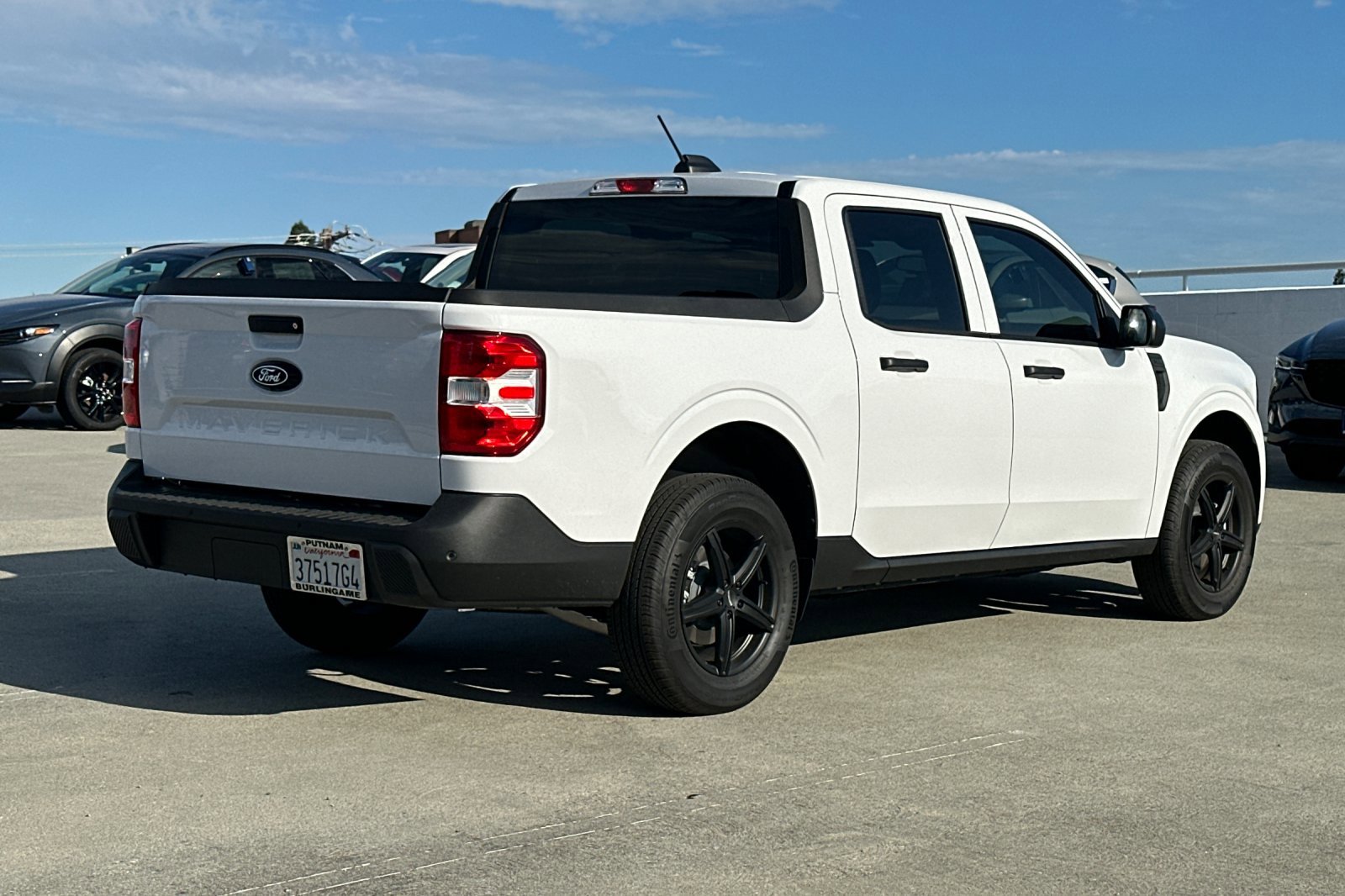 2025 Ford Maverick XL photo 2