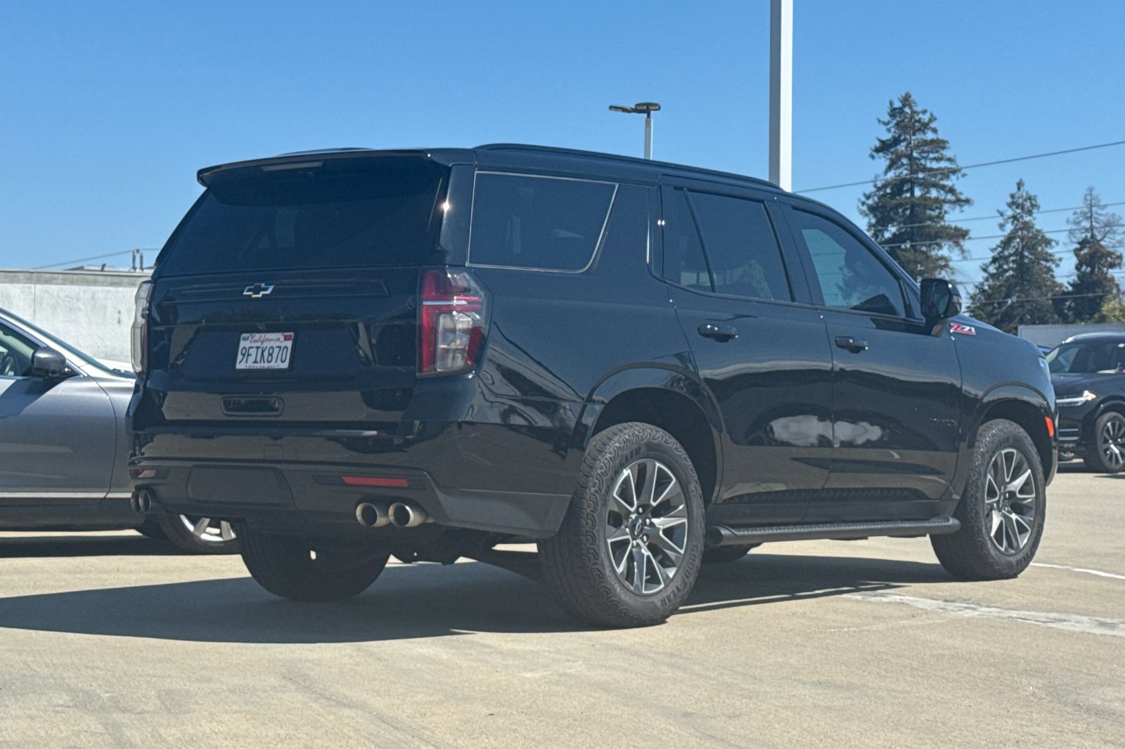 2023 Chevrolet Tahoe Z71 photo 3