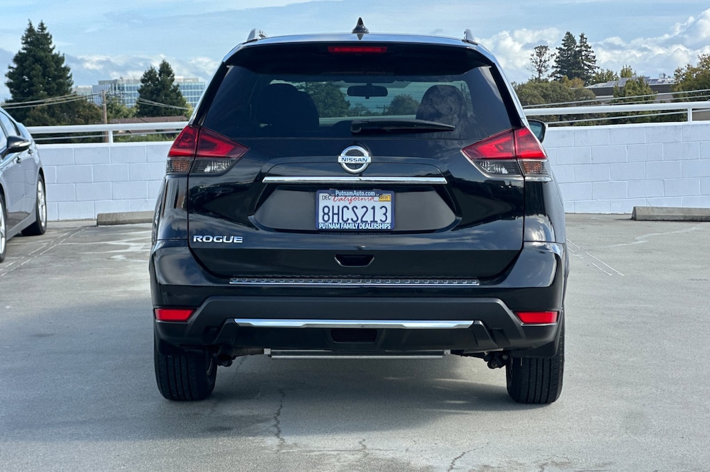 Used 2018 Nissan Rogue S SUV