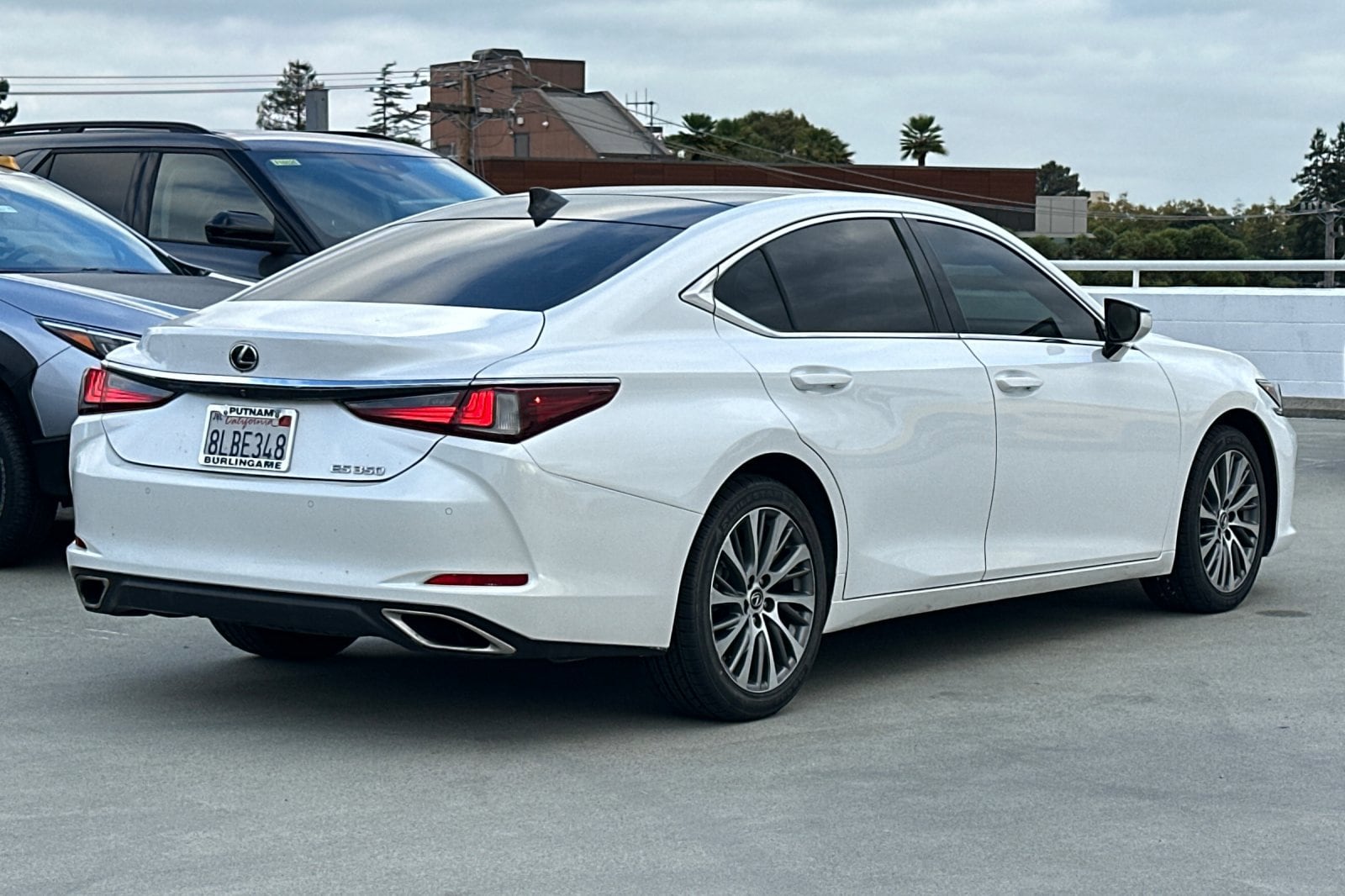2019 Lexus ES 350 photo 3