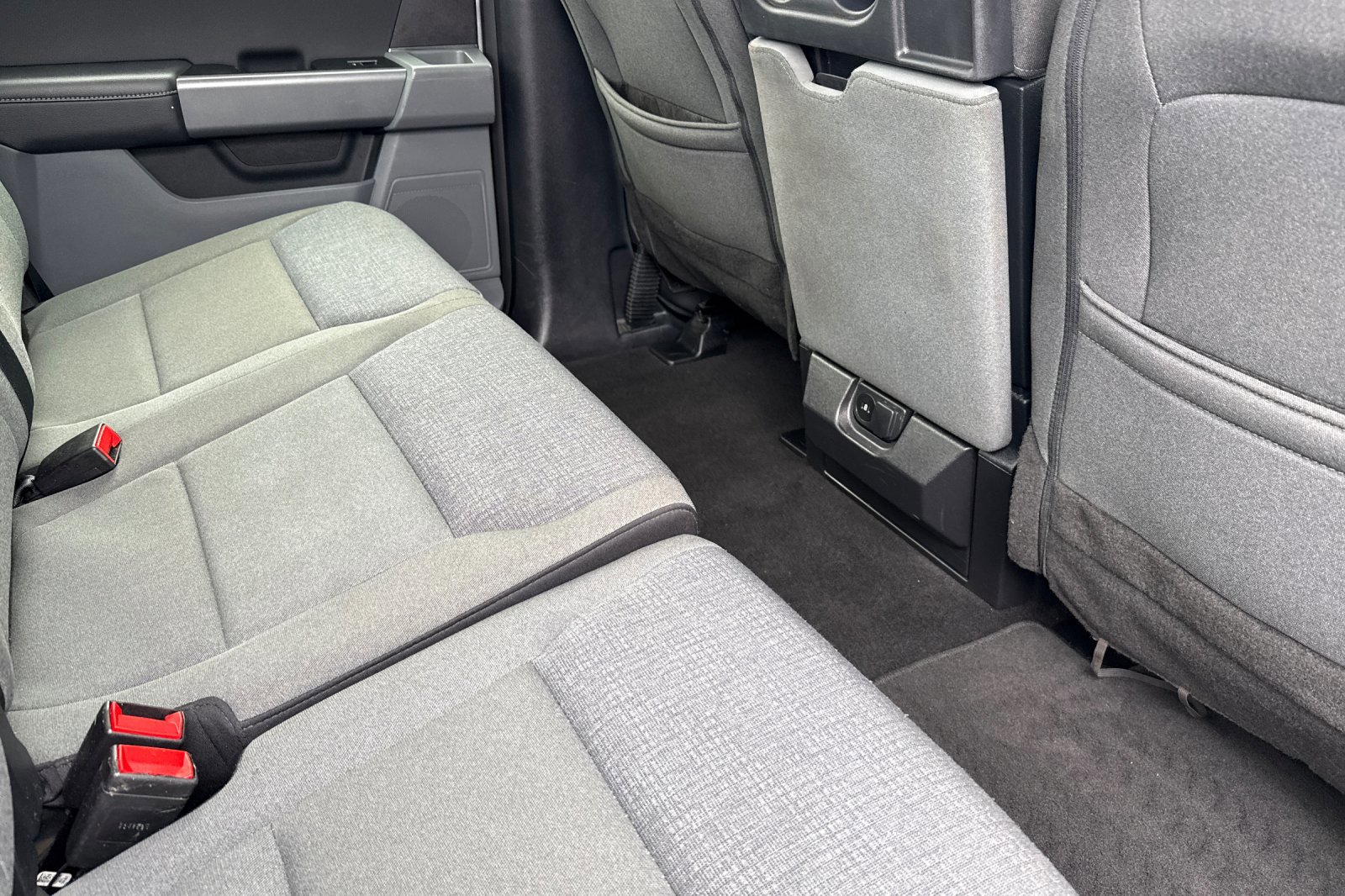 2025 Ford F-150 XLT - Photo 16