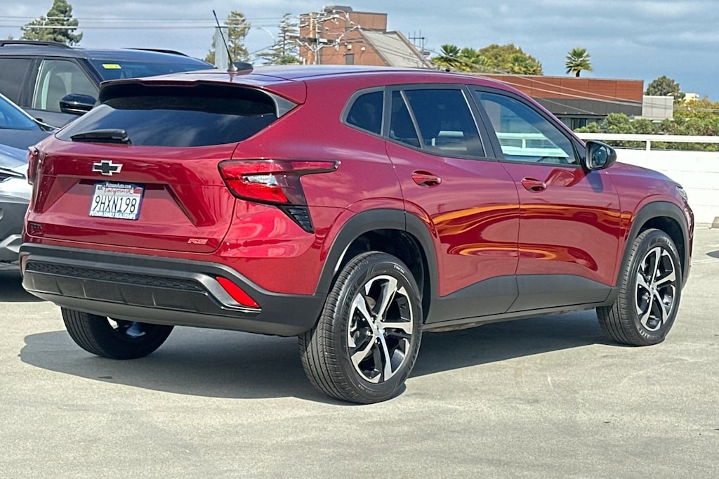 Used 2024 Chevrolet Trax 1RS SUV