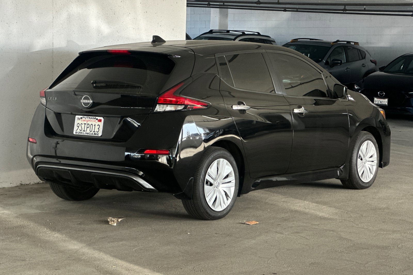 2025 Nissan Leaf S photo 3