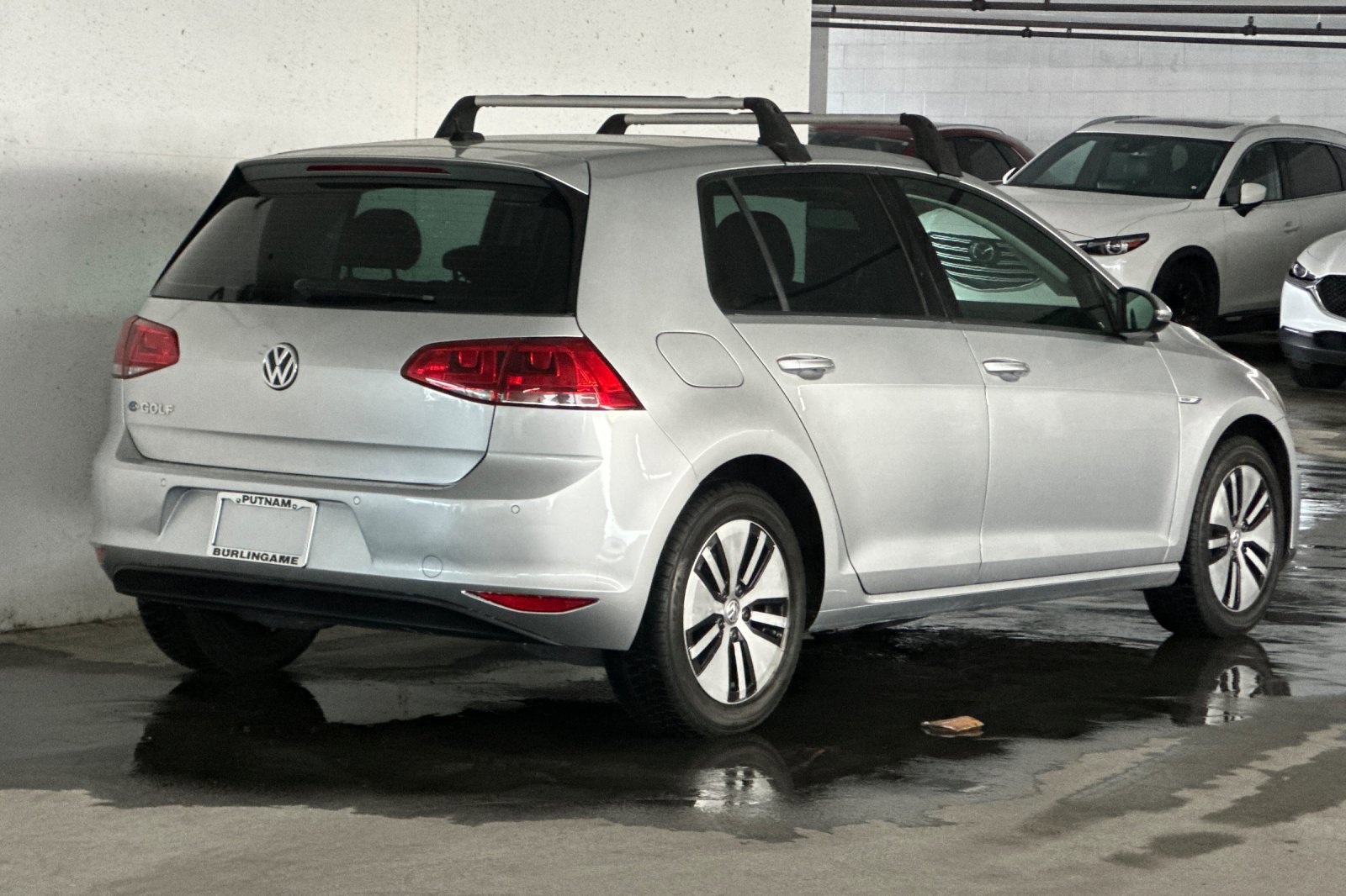 2016 Volkswagen e-Golf SEL Premium photo 3