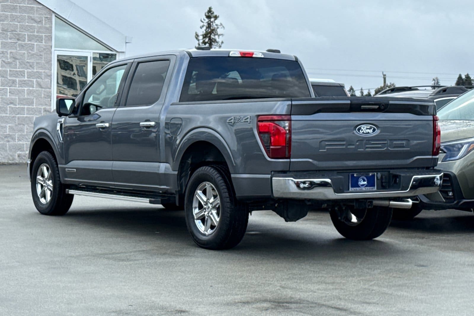 2024 Ford F-150 XLT photo 4