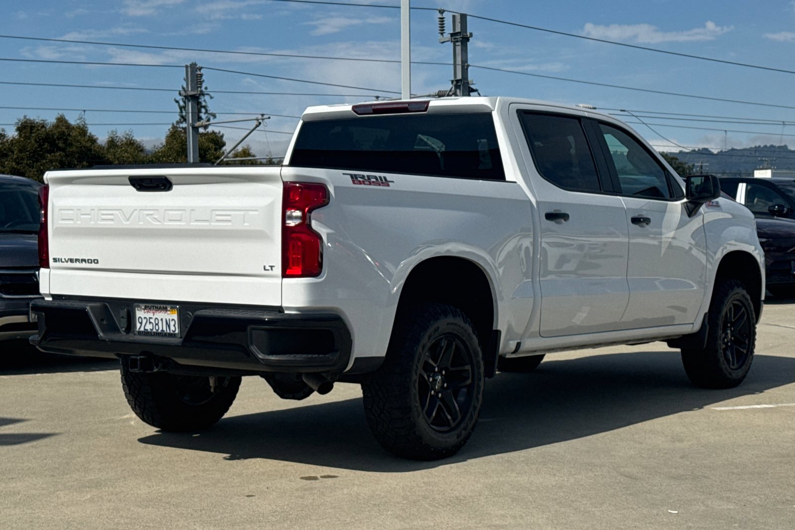 2022 Chevrolet Silverado 1500 LT Trail Boss photo 3