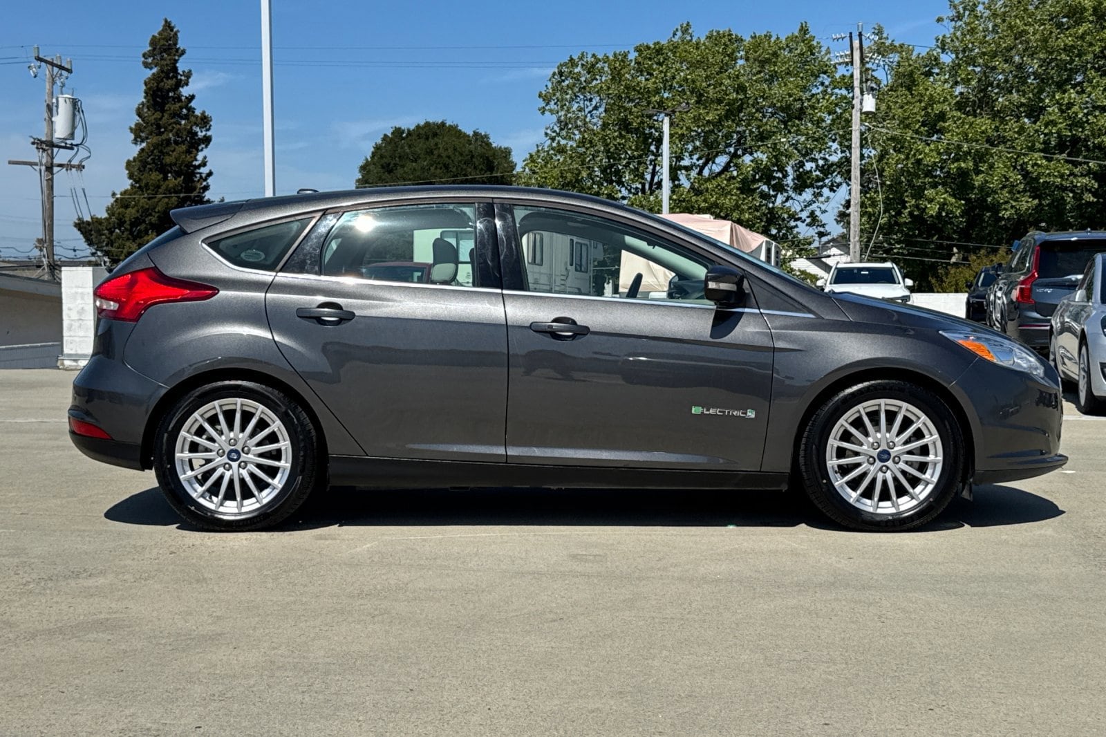 Used 2015 Ford Focus Electric with VIN 1FADP3R43FL249023 for sale in San Carlos, CA