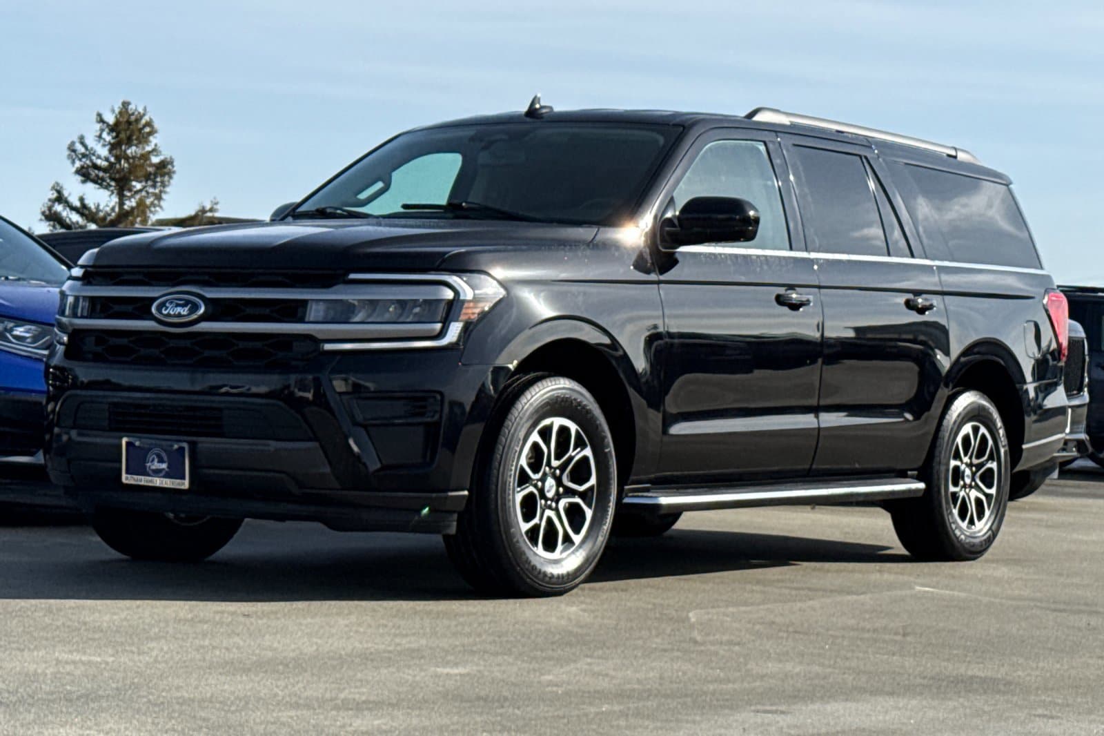 2022 Ford Expedition Max XLT photo 6