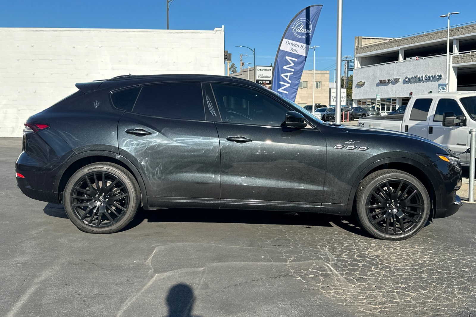 2022 Maserati Levante GT photo 2