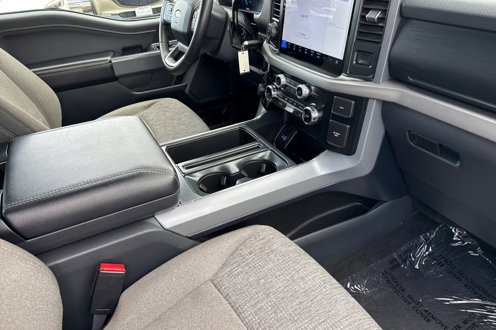 2024 Ford F-150 XLT - Photo 18