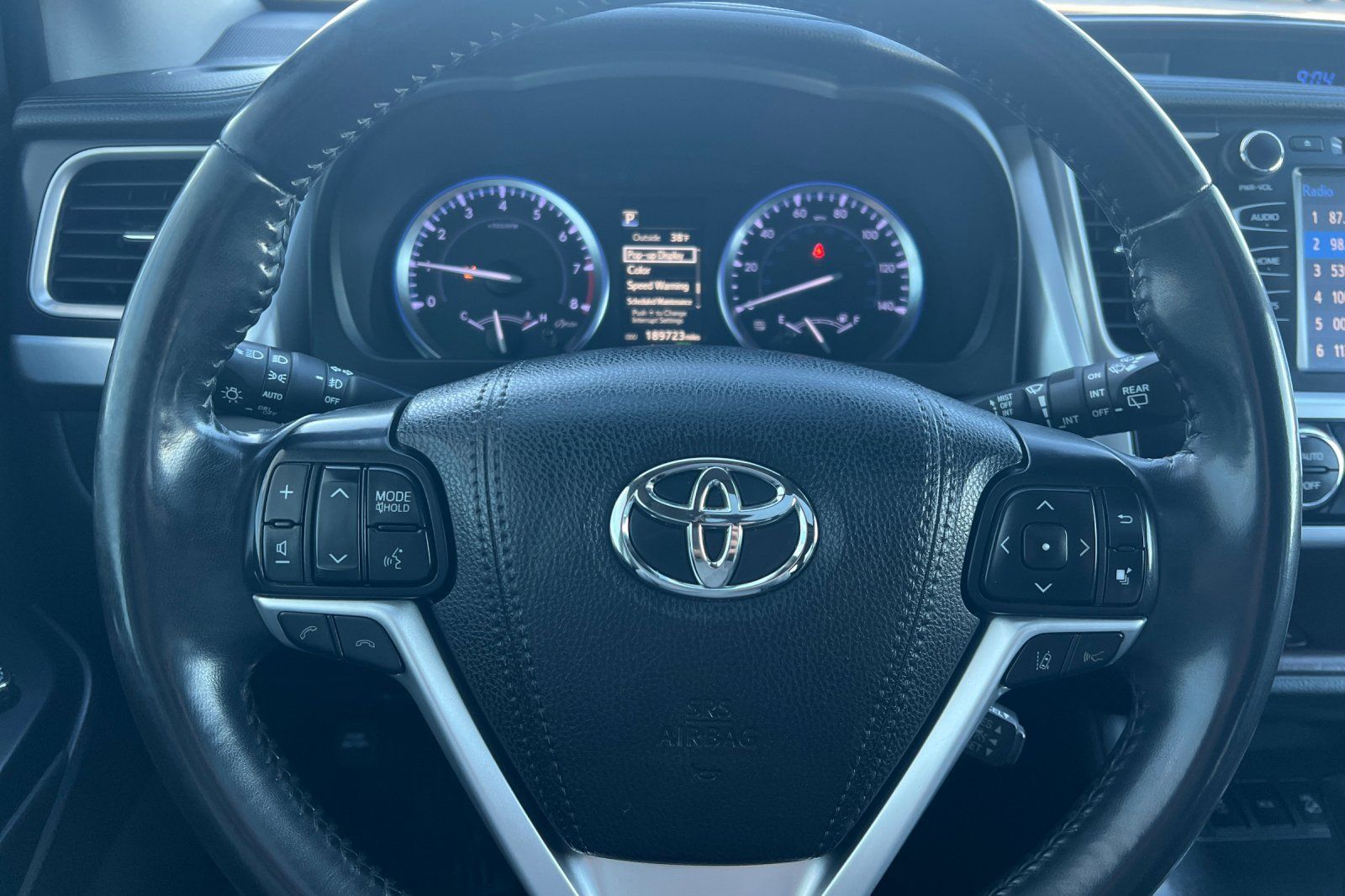 2019 Toyota Highlander XLE - Photo 25