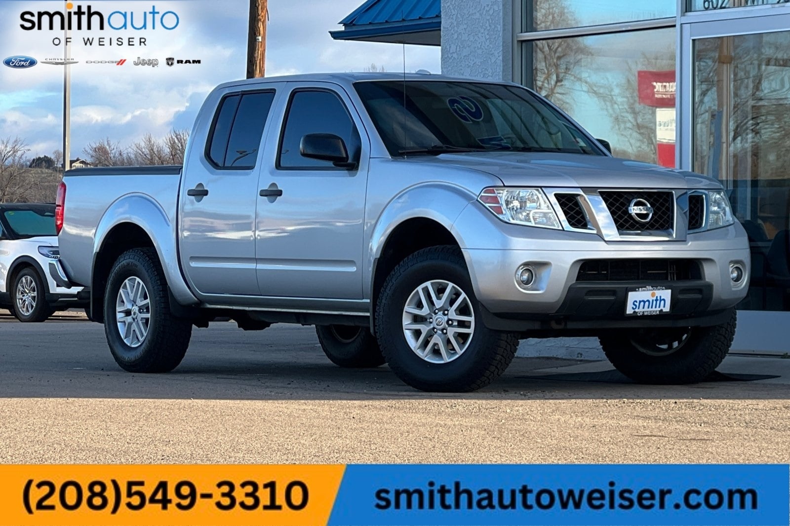 2015 Nissan Frontier SV's photo