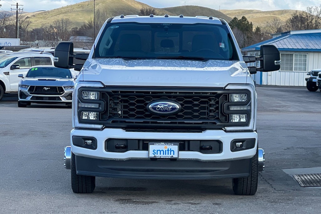 2026 Ford F-350 XL photo 2